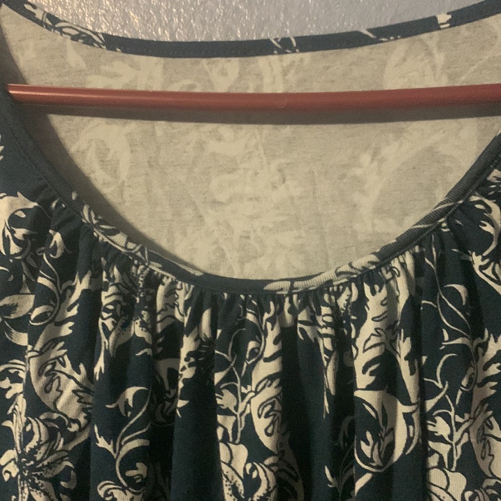 ❤️Adorable stretchy blouse - Picture 5 of 6